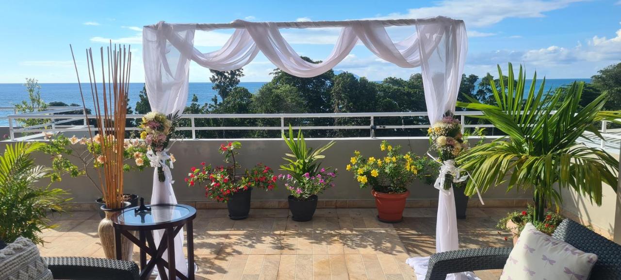 Harmony Self-Catering Apartments Beau Vallon  Exterior foto